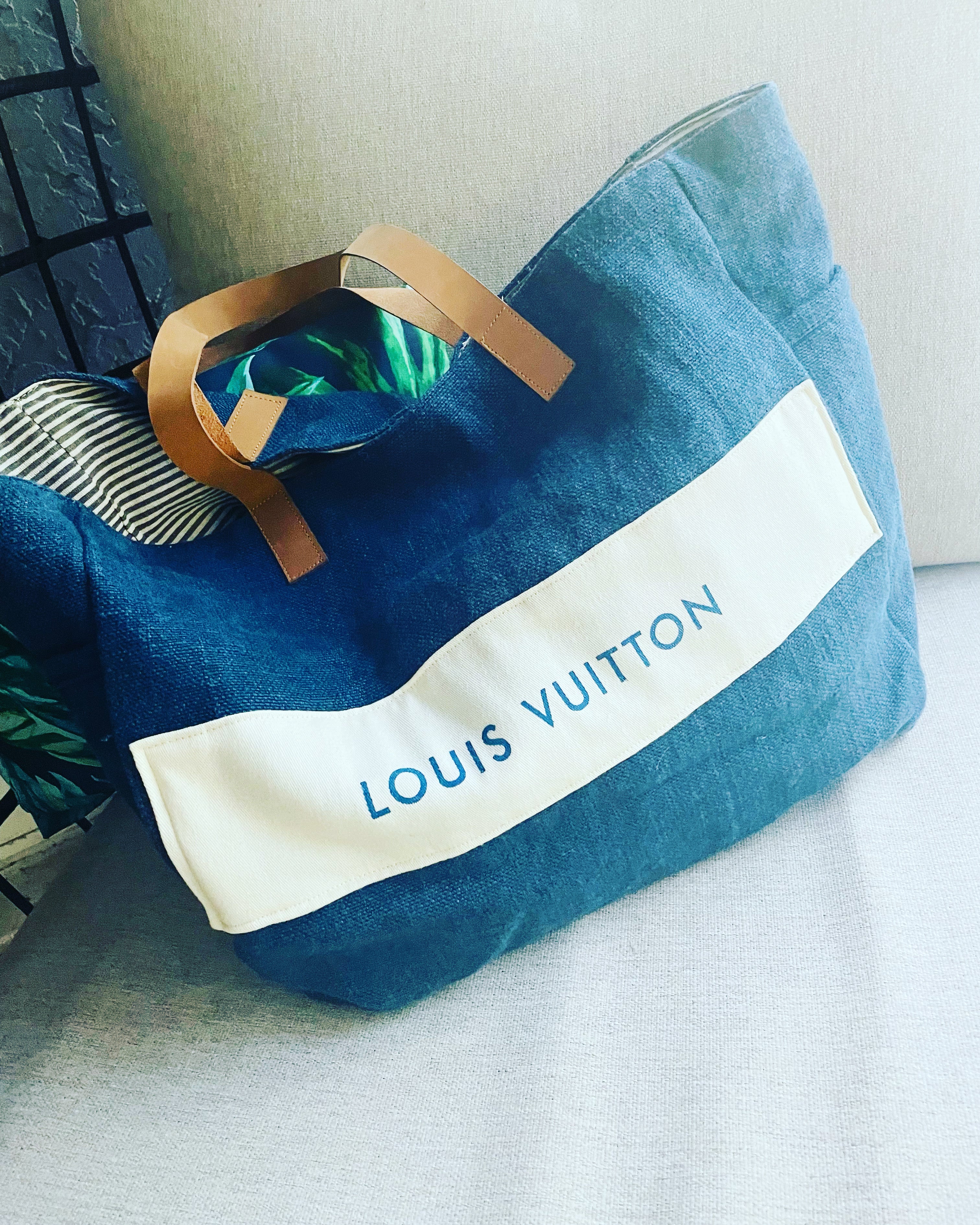 Bags, Lv Dustbag Tote Beach Bag